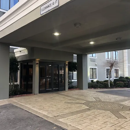 Quality Inn & Suites Chattanooga West Near Lookout Mountain-3