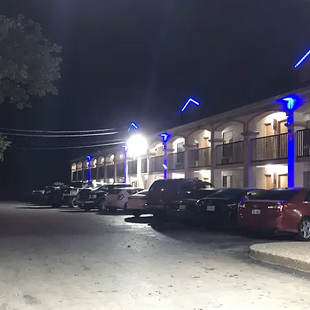 Americas Best Value Inn Bowie-3