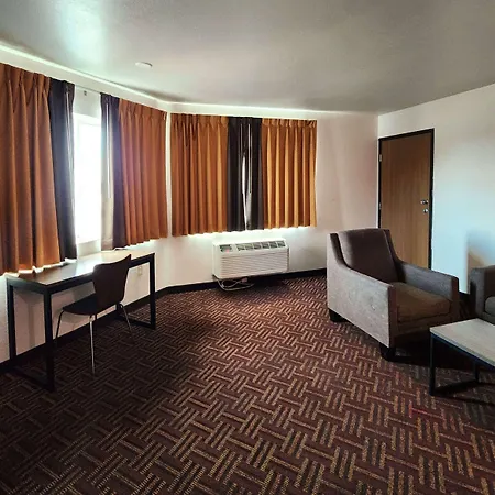 Super 8 By Wyndham Austin North/University Area-3