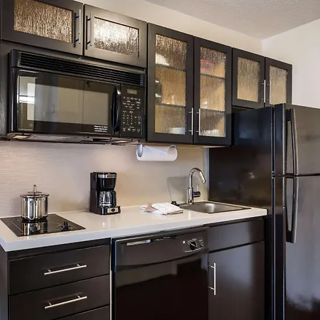 Sonesta Simply Suites Chicago Waukegan-2