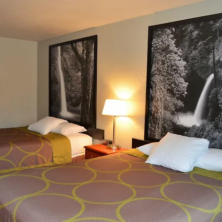 Super 8 By Wyndham Roseburg-3