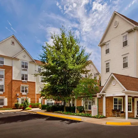 Sonesta Simply Suites Falls Church-2
