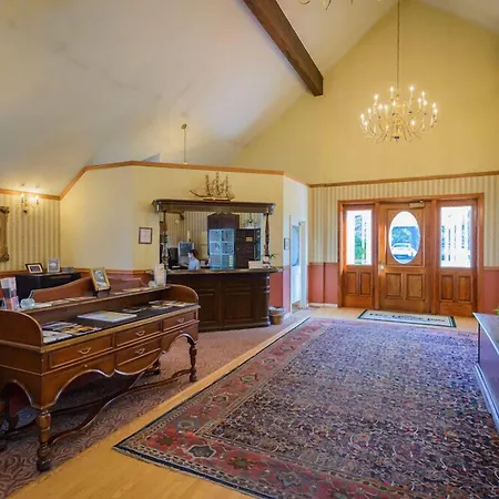 Hill House-3