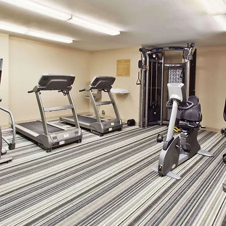 Sonesta Simply Suites Cleveland North Olmsted Airport-3