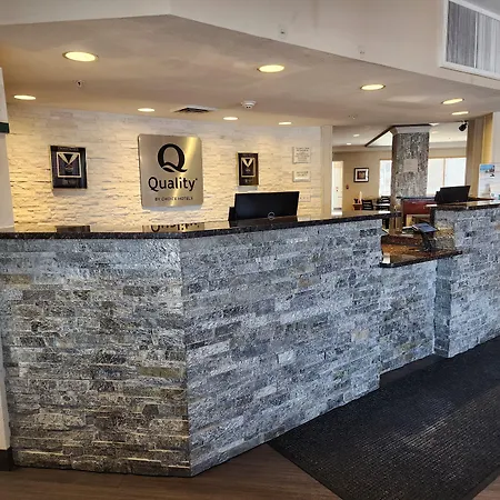 Quality Inn & Suites Denver International Airport-3