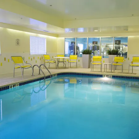 Fairfield Inn Huntsville-2