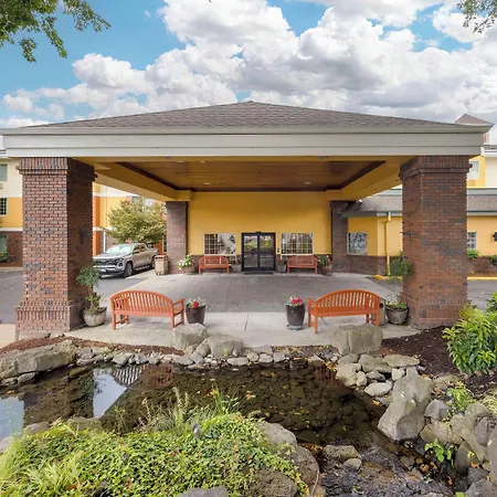 Best Western Plus Northwind Inn & Suites-3