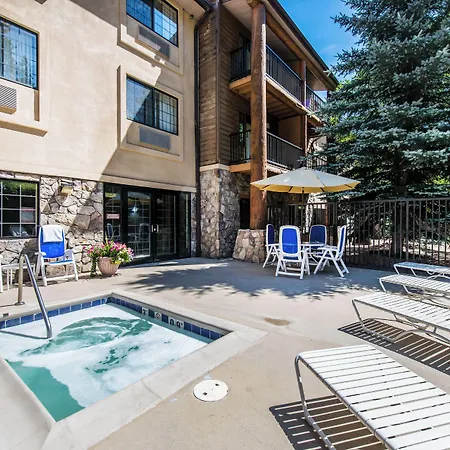 Comfort Suites Golden West On Evergreen Parkway-2