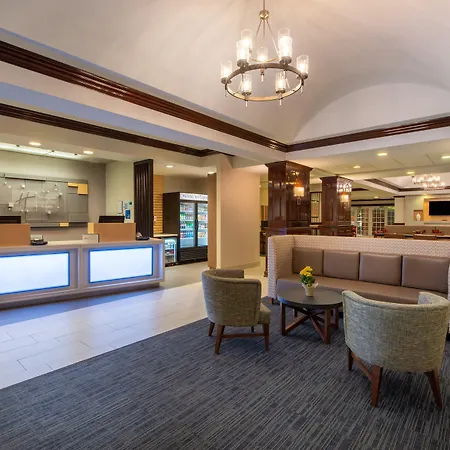 Holiday Inn Express State College At Williamsburg Square By Ihg-2