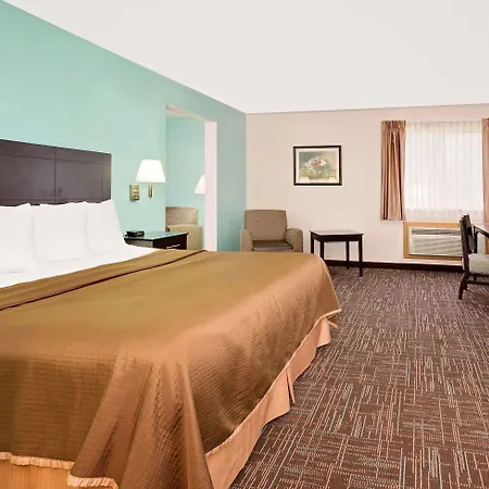 Howard Johnson By Wyndham Gothenburg-2