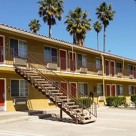 Economy Inn Motel-3