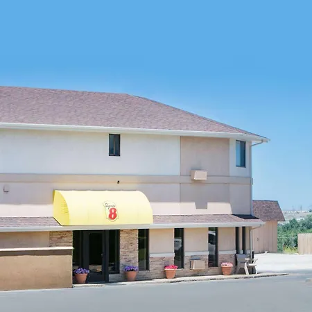 Super 8 By Wyndham Casper West By The River-2