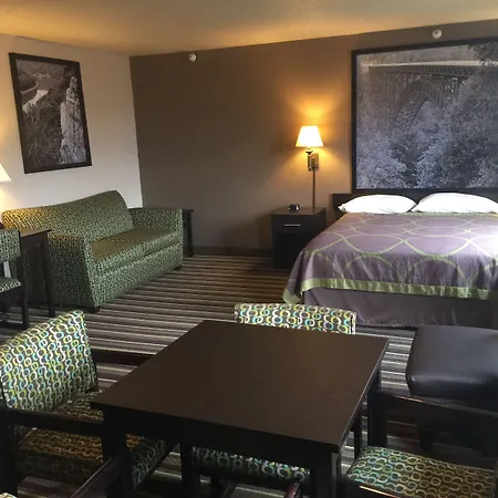 Super 8 By Wyndham Weston Wv-2