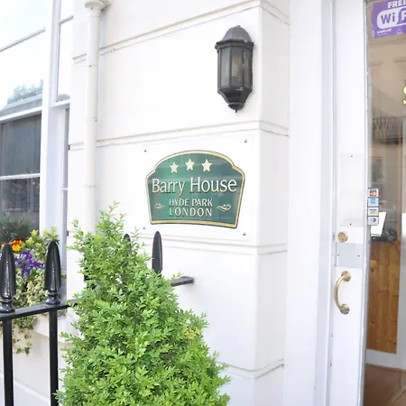 Barry House-3
