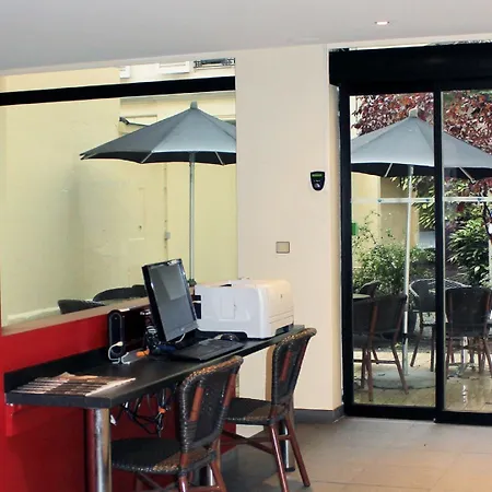 New Hotel Saint Lazare-2