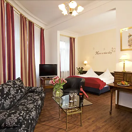 Hotel National-2