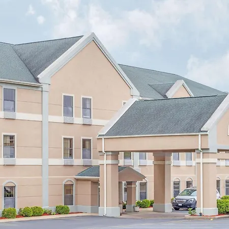 Super 8 By Wyndham Freeport-2
