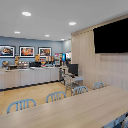 Microtel Inn & Suites By Wyndham Atlanta Buckhead Area-3