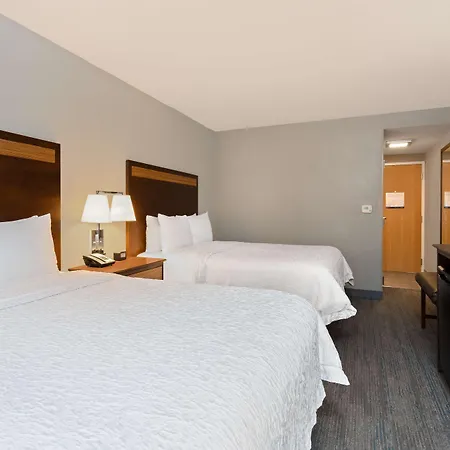 Hampton Inn & Suites Fort Myers Beach/Sanibel Gateway-2