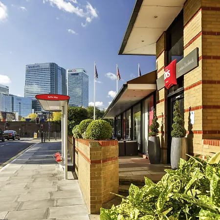 Ibis London Docklands Canary Wharf-3