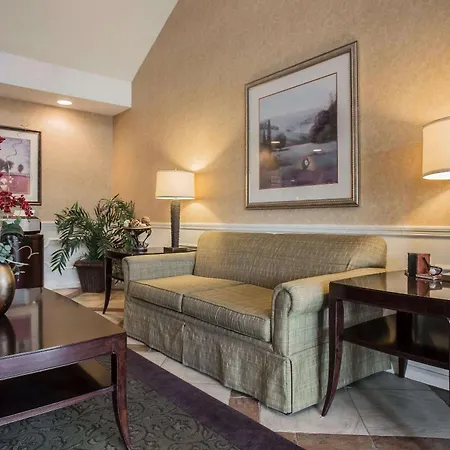 Quality Inn Waynesboro-2