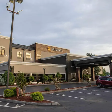 La Quinta By Wyndham Knoxville East-2