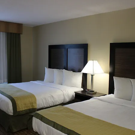 Baymont Inn & Suites By Wyndham Fort Myers I-75-3