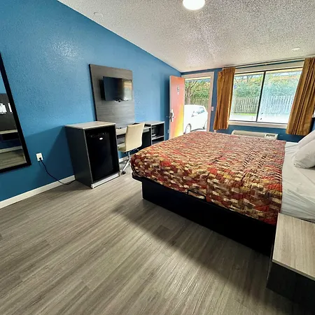Knights Inn Greenville-2