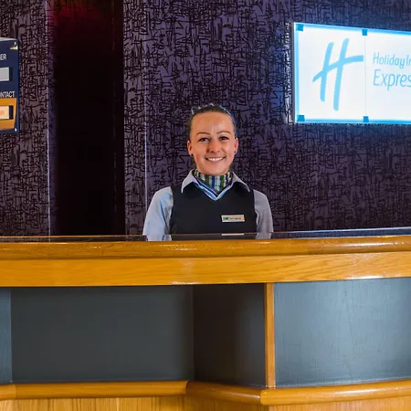 Holiday Inn Express London-Hammersmith By Ihg-2