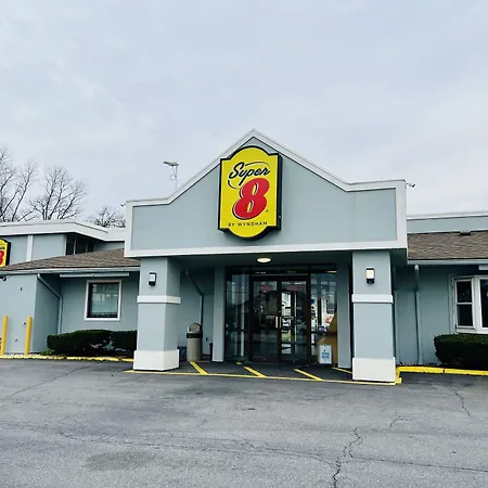 Super 8 By Wyndham Carlisle North-2