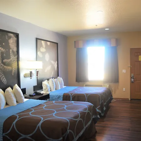 Super 8 By Wyndham Galveston-2