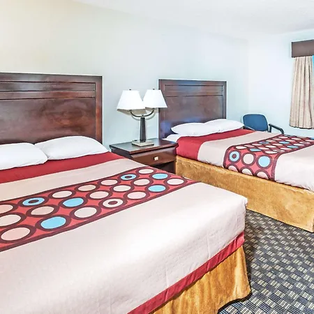 Super 8 By Wyndham Calgary/Airport-2