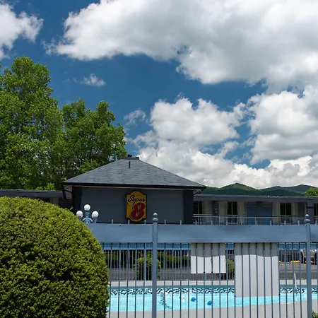 Super 8 By Wyndham Black Mountain Asheville East-2