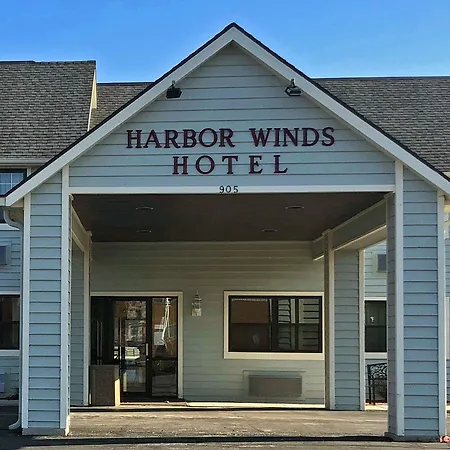 Harbor Winds Hotel (Adults Only)-2