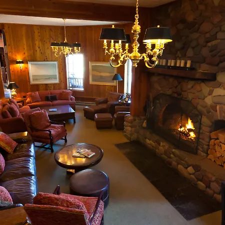 Kandahar Lodge At Whitefish Mountain Resort-2