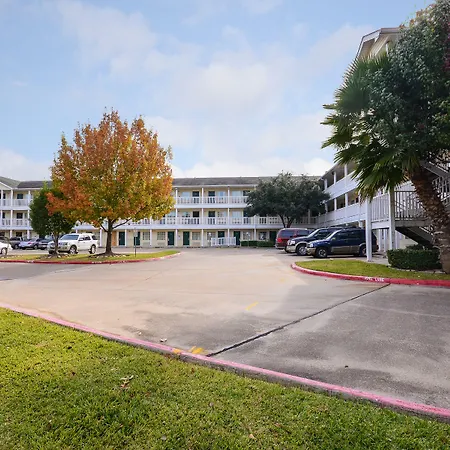 Intown Suites Extended Stay Select Houston Tx - Stafford-2