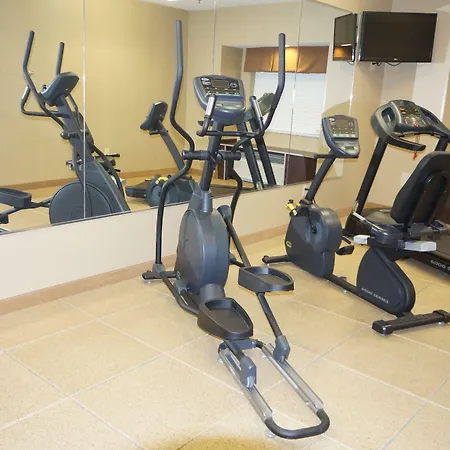 Microtel Inn & Suites By Wyndham Cambridge-3