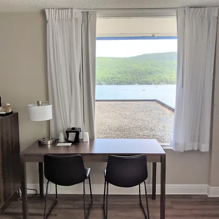 Lakefront Terrace Resort-2
