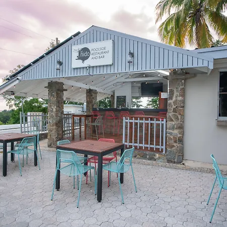 Lazy Parrot Inn-2