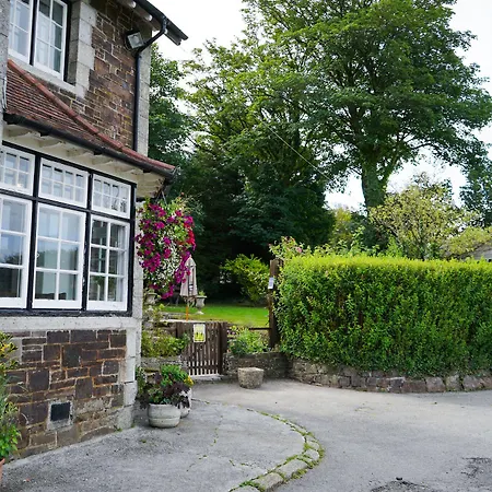 Fox & Hounds Hotel-3