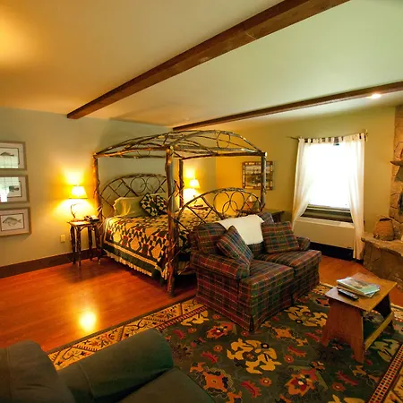 Strong House Inn-3