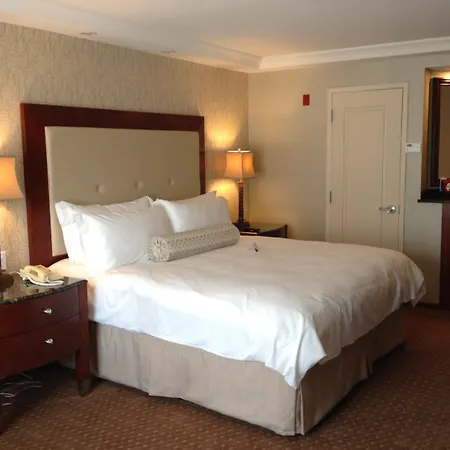 Town & Country Inn And Suites-2