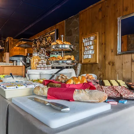 Madame Vacances - Hotel Courchevel Olympic-2