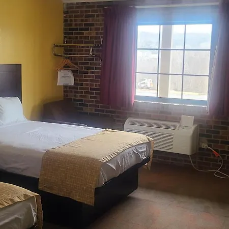 Travelodge By Wyndham Airport Platte City-3