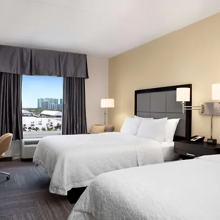 Hampton Inn Hallandale Beach-Aventura-3