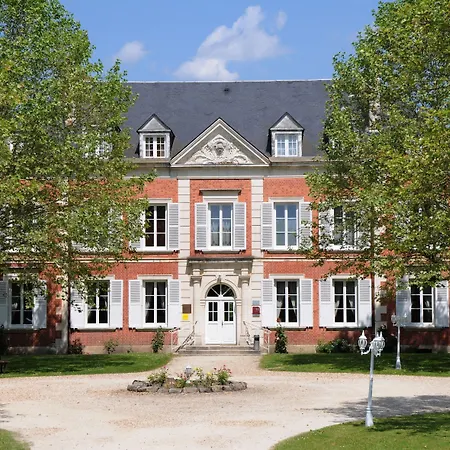 Logis Domaine De Valaudran-3