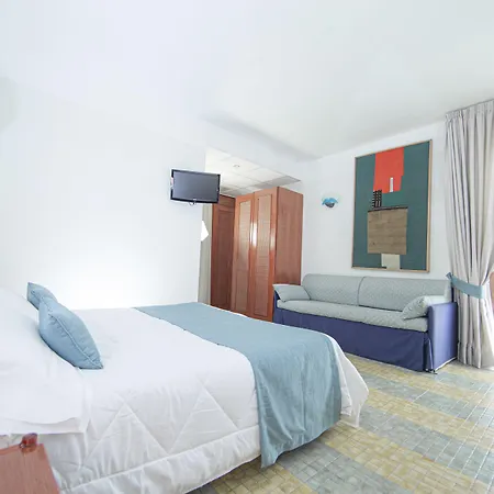 Hotel Della Baia-2