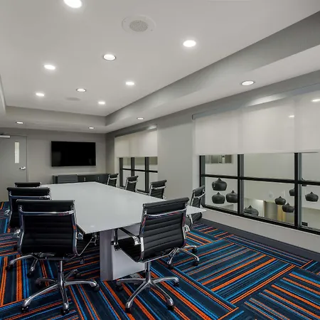 Hampton Inn Linden-3