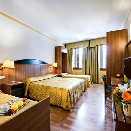 Hotel Vivit ***S-3