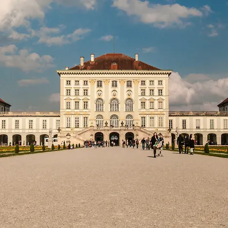 Laimer Hof Am Schloss Nymphenburg-3